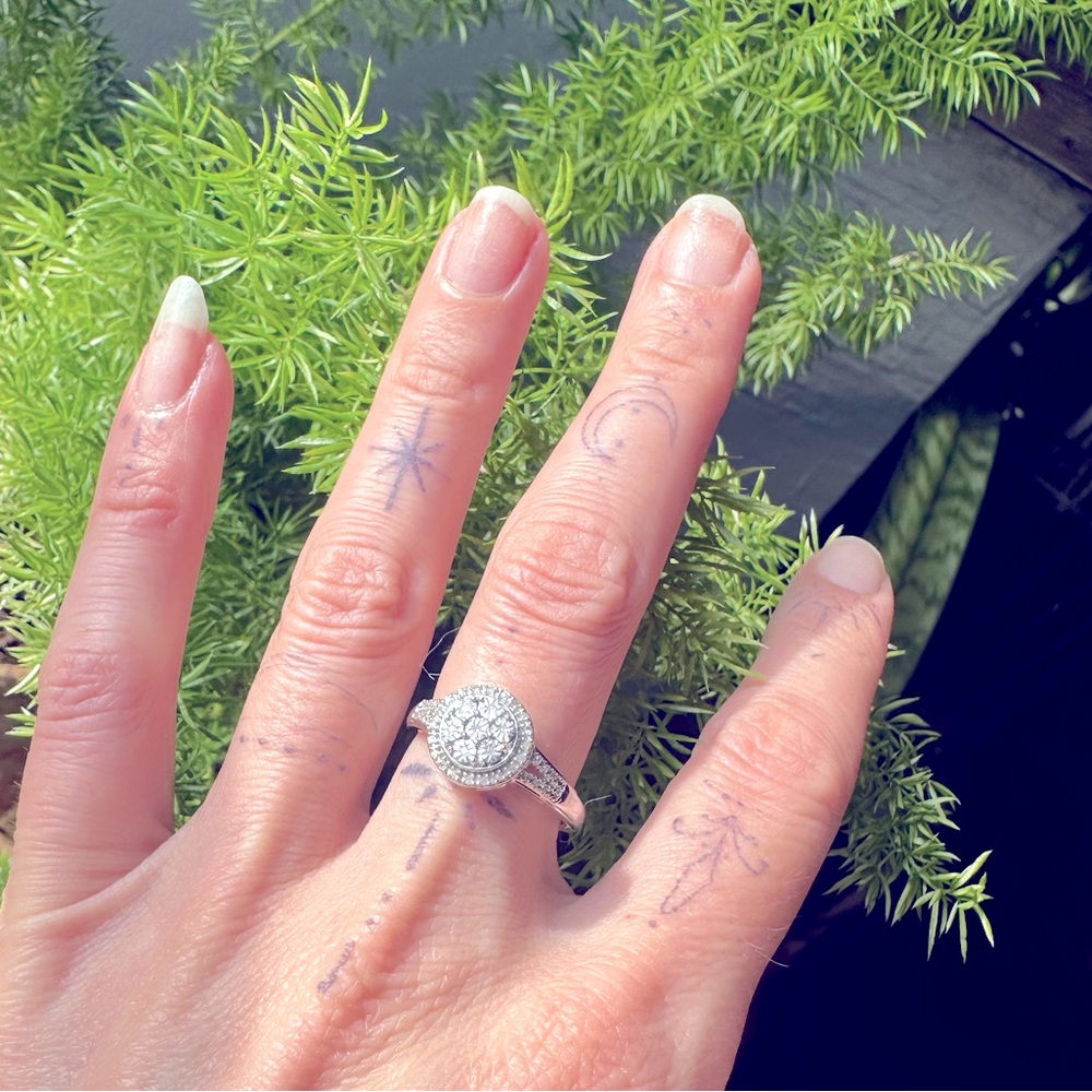 Vintage antique style art nouveau diamond pavé ring